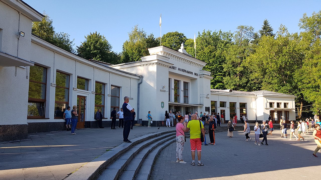 Balneologia 101 — jak działa leczenie wodą i co mówi nauka